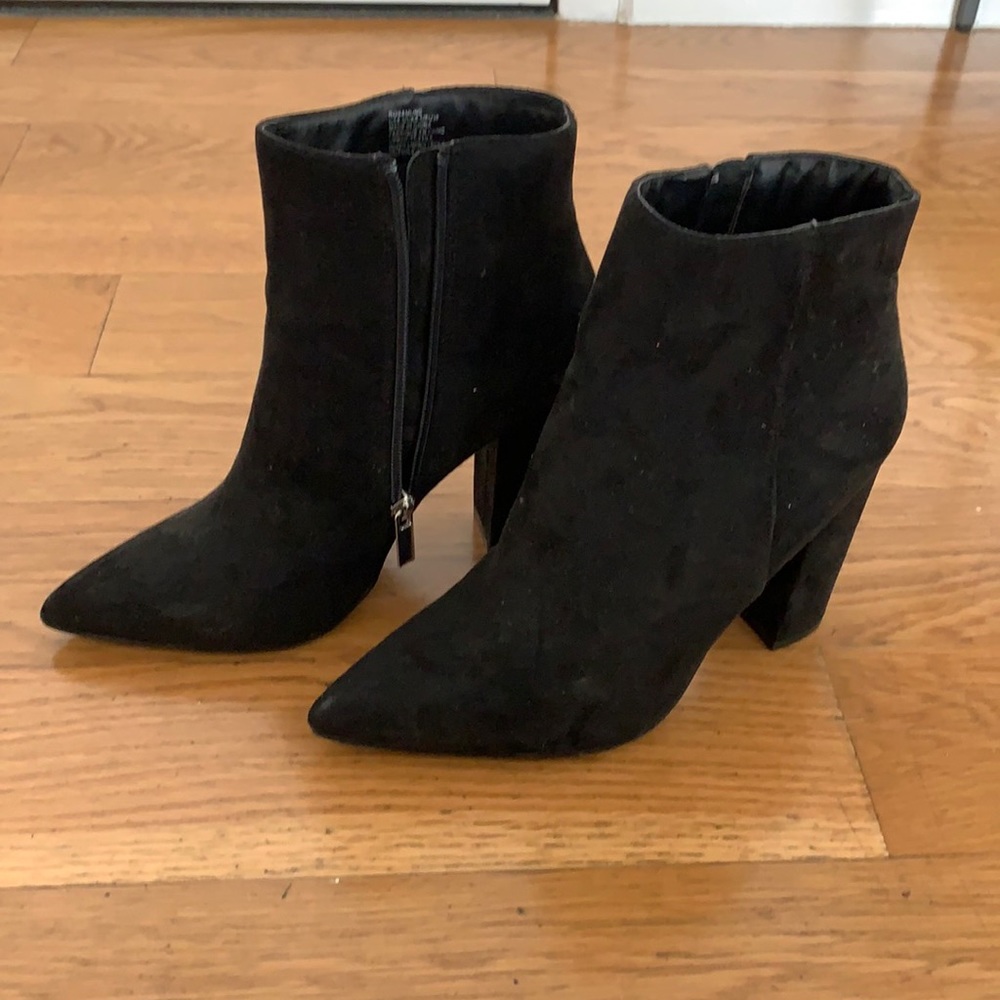 All black boots. Size 8.5